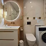 شقة Luksusowy Cudny Widok Z Prywatnym Jacuzzi I Sauna شكلارسكا بوريبا